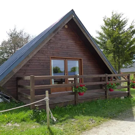 Avec Animaux Admis, Vue Sur Carrieres - Fr-1-489-141 Le Vernet (Allier)
